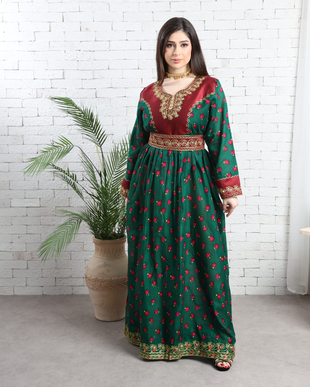 ثوب خليجي خفيف مطرز